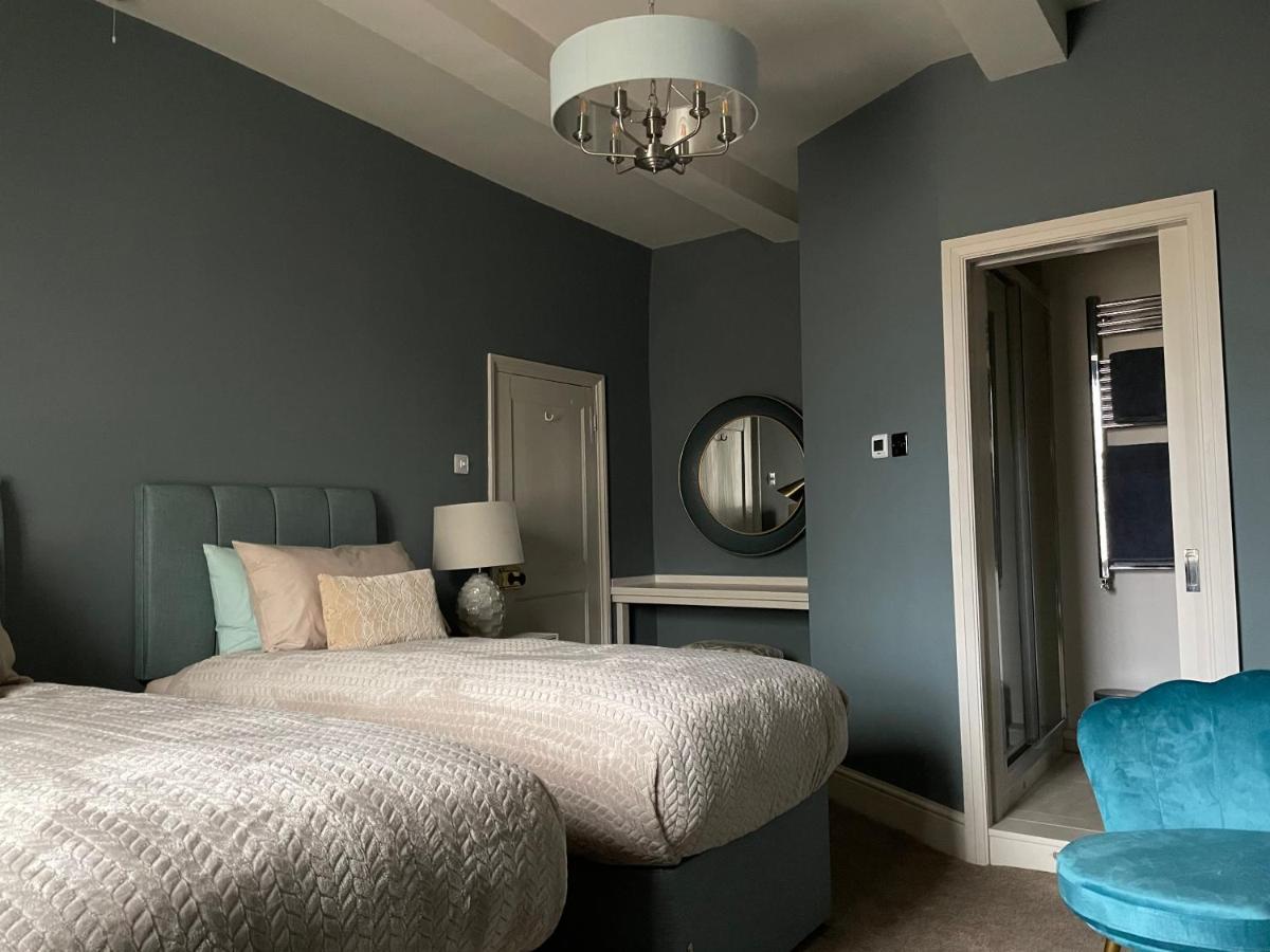 Old Daltongate House Bed & Breakfast Ulverston Bagian luar foto