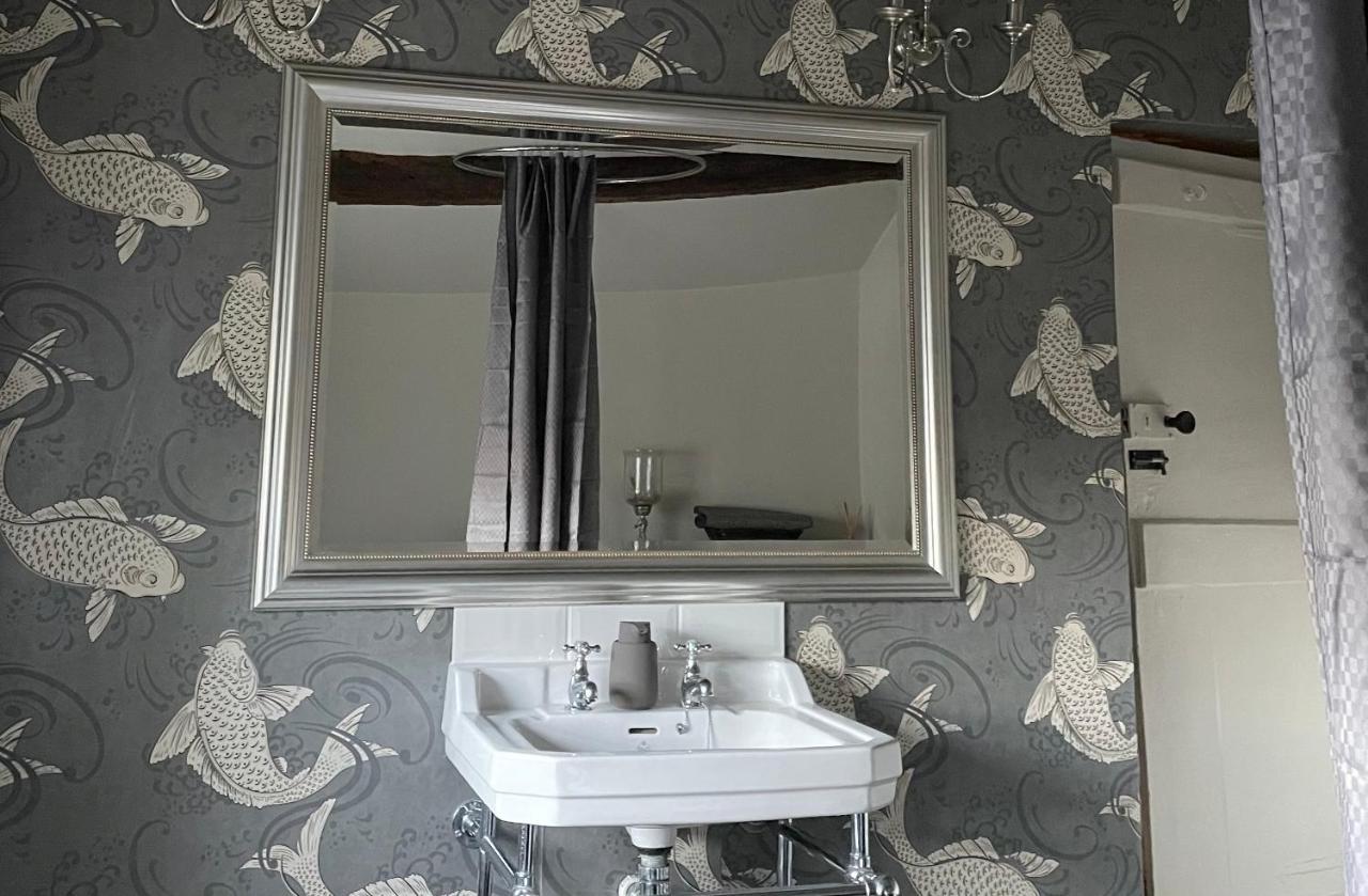 Old Daltongate House Bed & Breakfast Ulverston Bagian luar foto